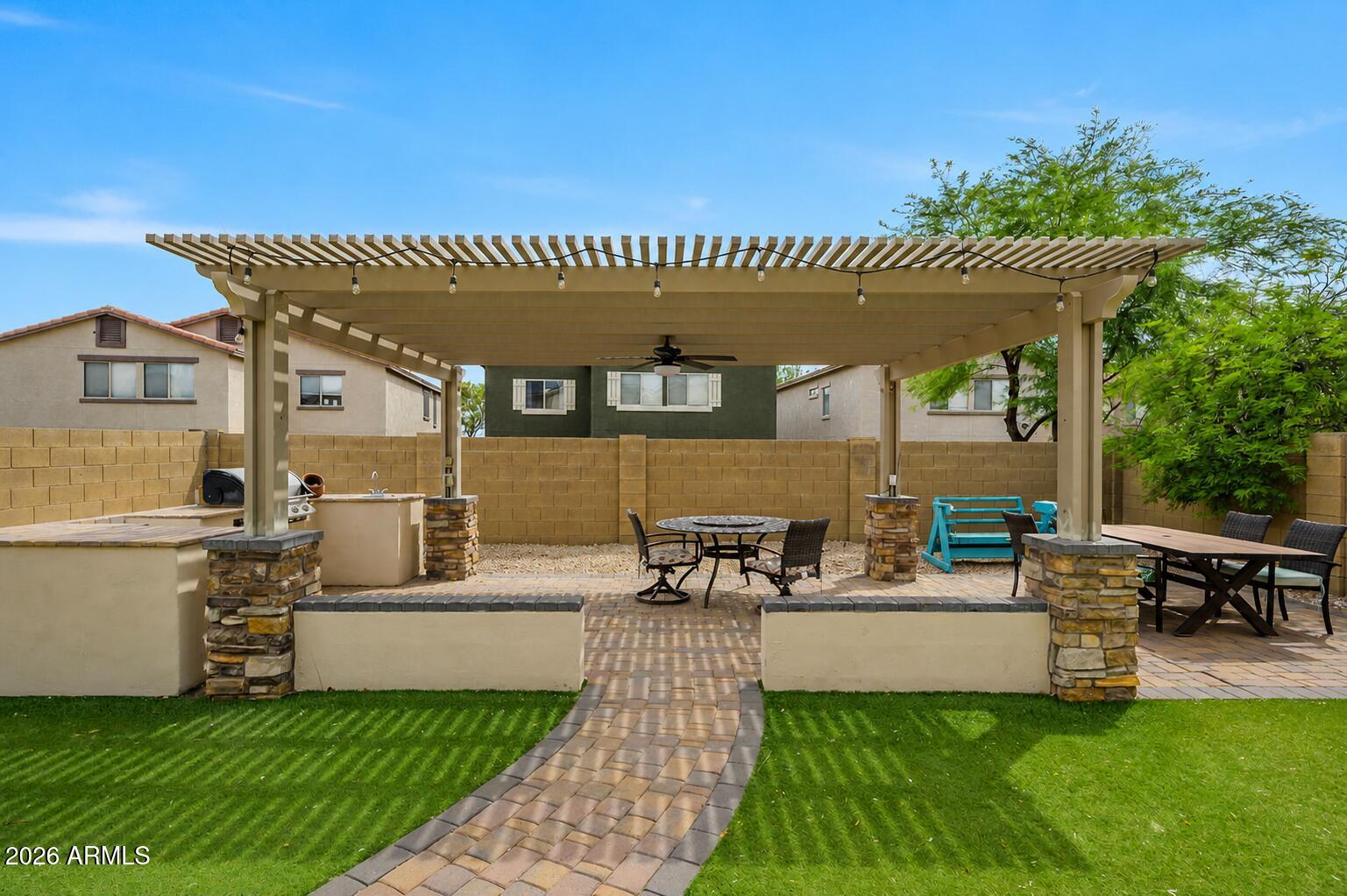 3751 W WHITMAN Drive