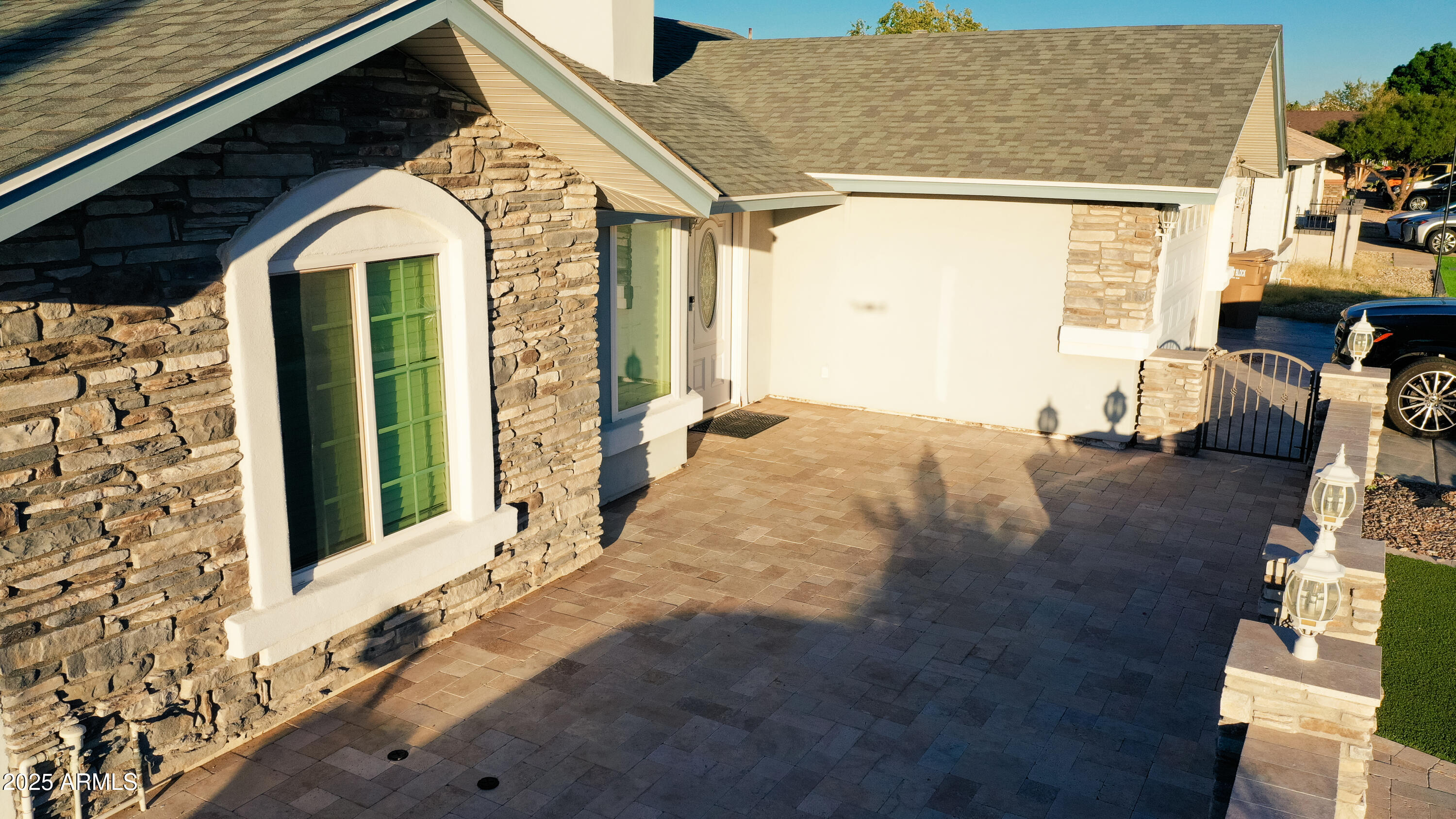 8932 W EL CAMINITO Drive