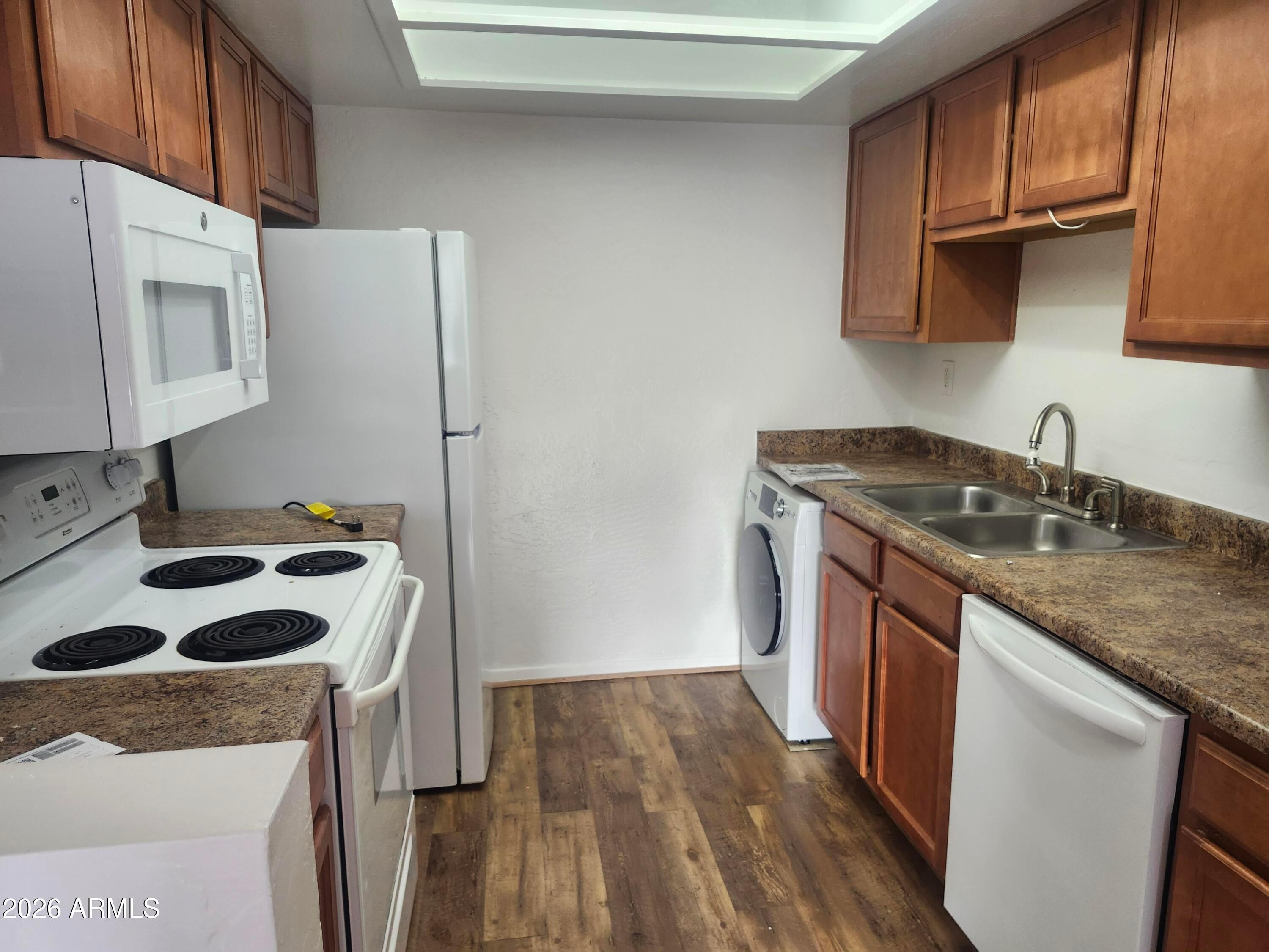 16602 N 25th Street Apt 204