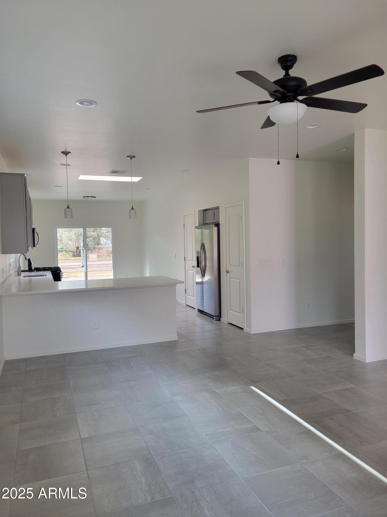 672 S Meadowood Lane