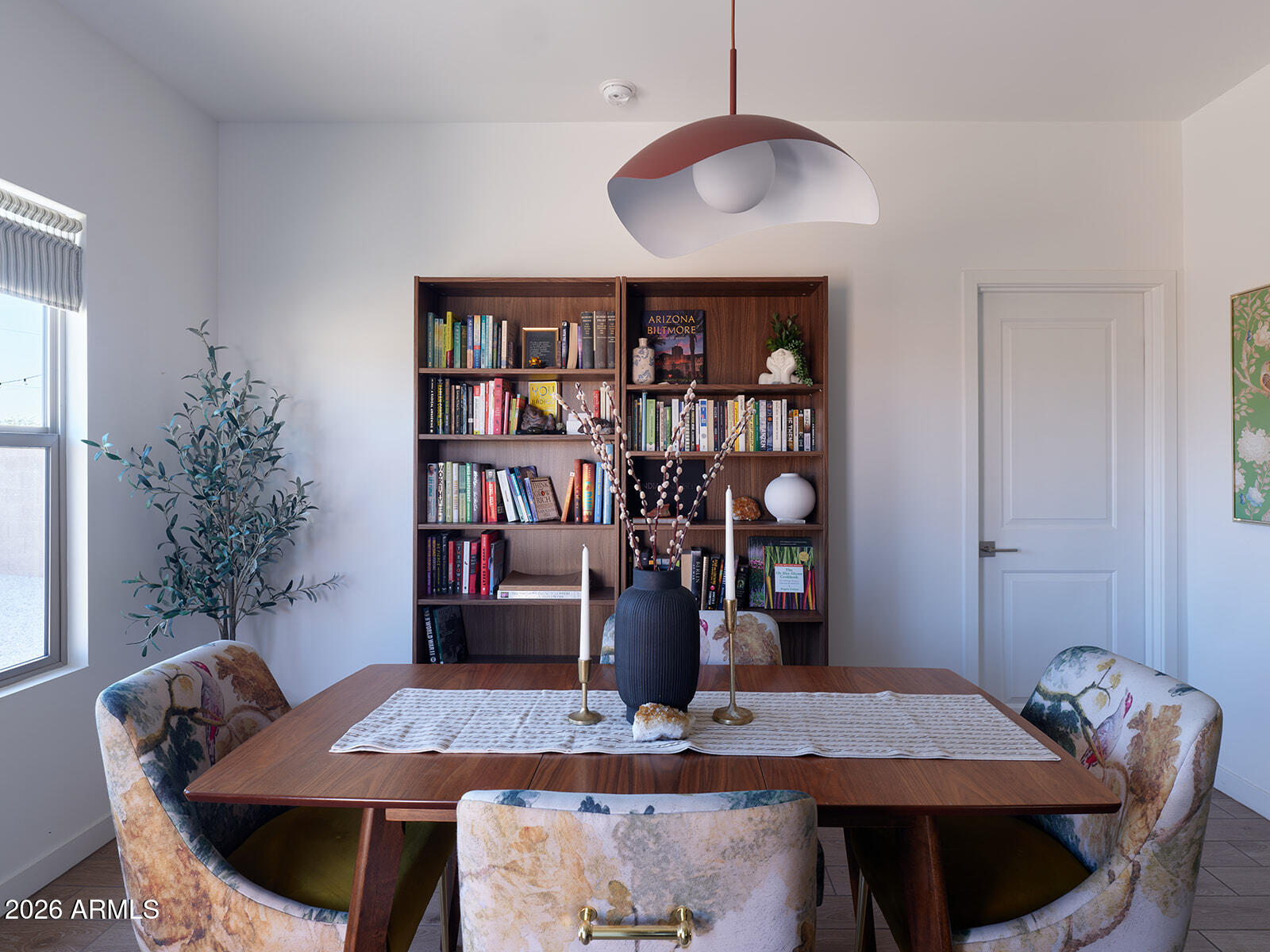 3053 W STRAIGHT ARROW Lane