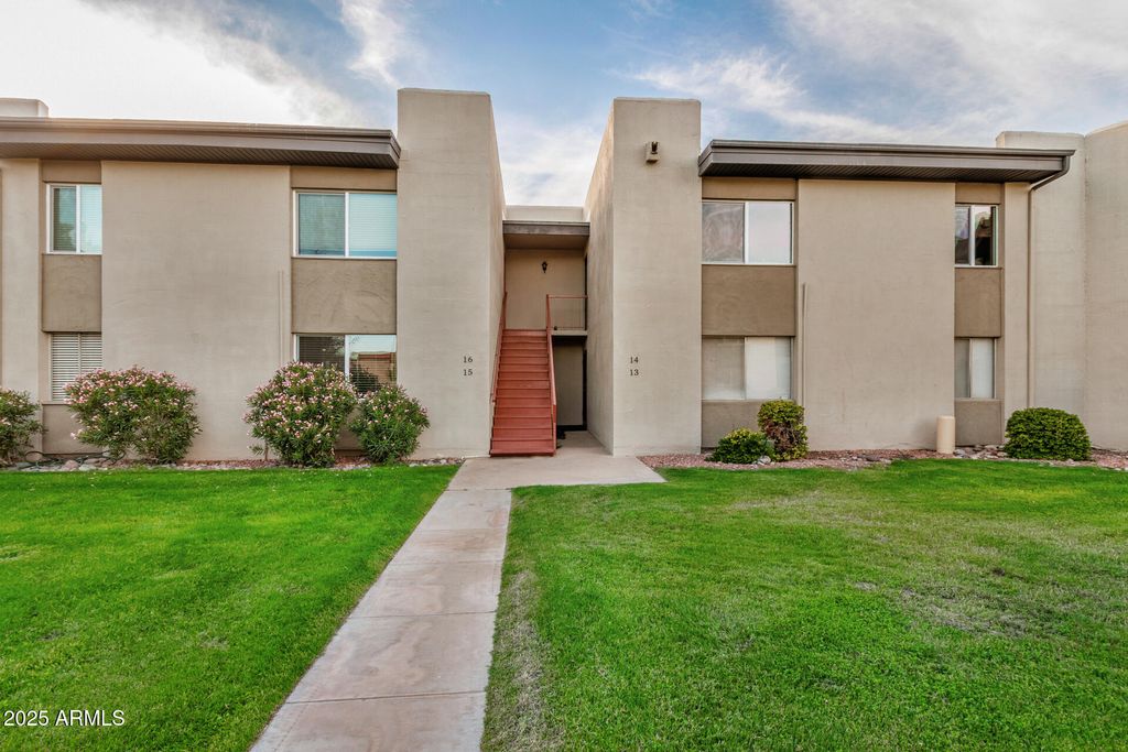 Photo of 4201 E Camelback Road #15, Phoenix, AZ 85018 (MLS # 6952394)