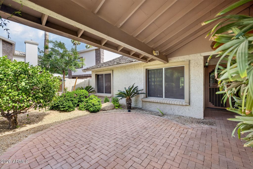 Photo of 975 E Lobster Trap Lane, Tempe, AZ 85283 (MLS # 7021826)