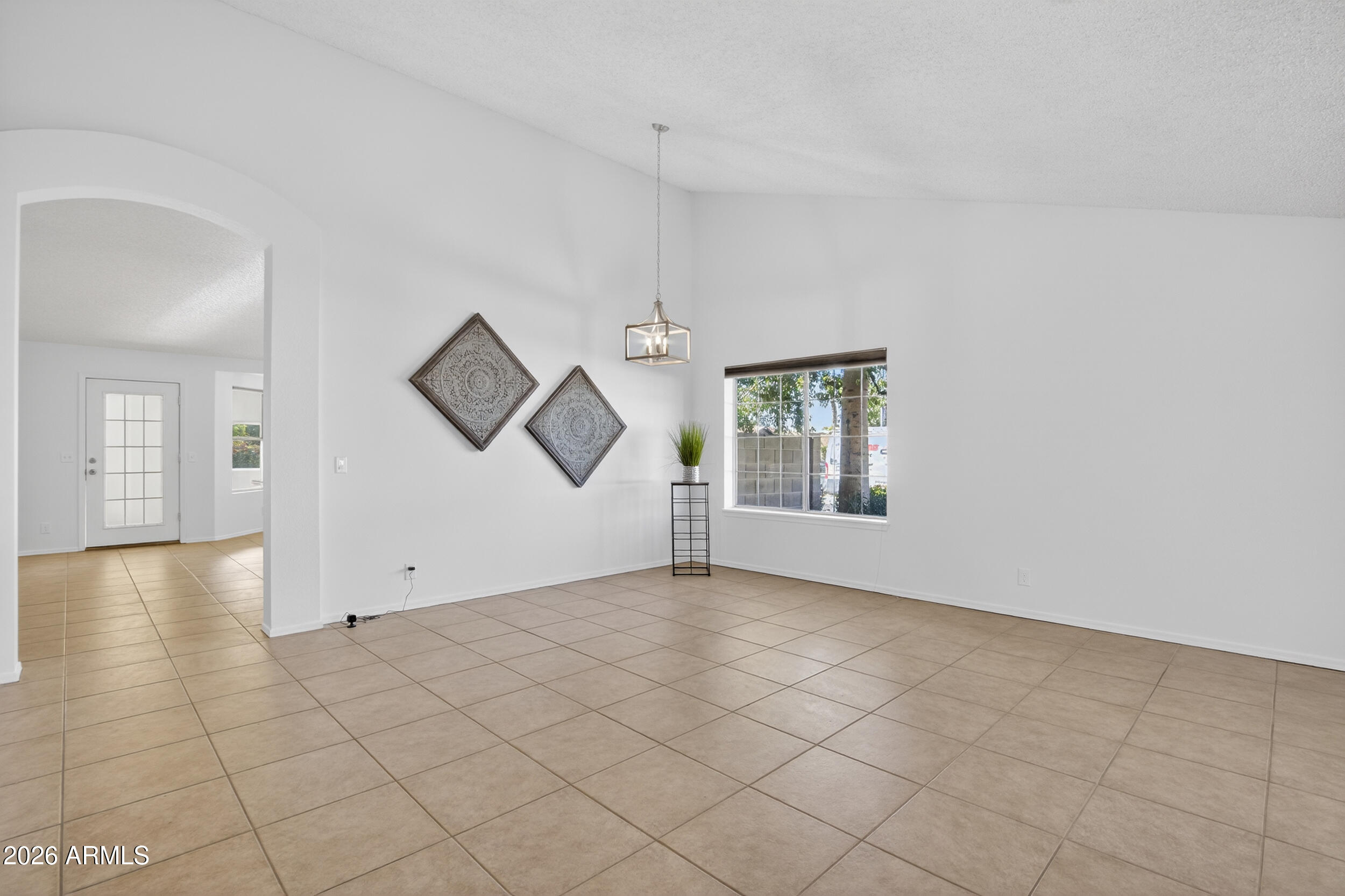 7305 E CLOVIS Avenue