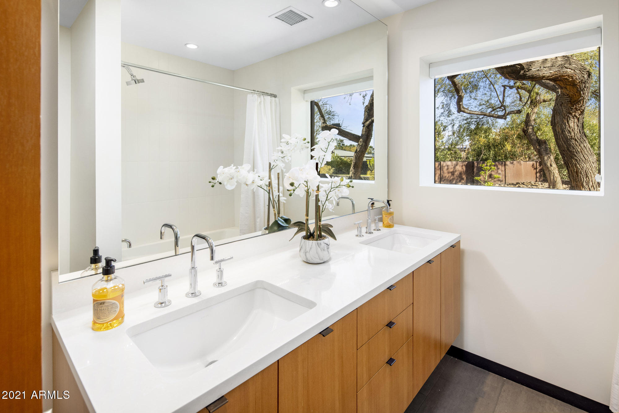 NORTH FIELD ESTATES - Residential