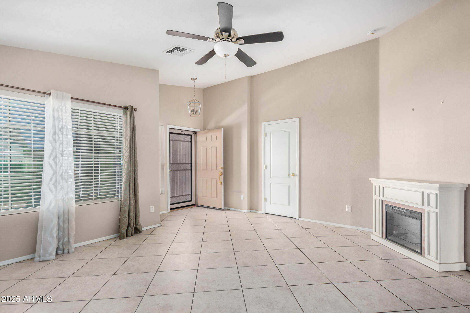 2101 S MERIDIAN Road 403