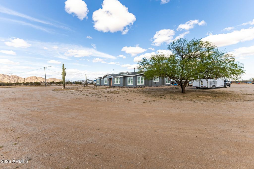 Photo of 8839 N Warren Road, Maricopa, AZ 85139 (MLS # 6997313)