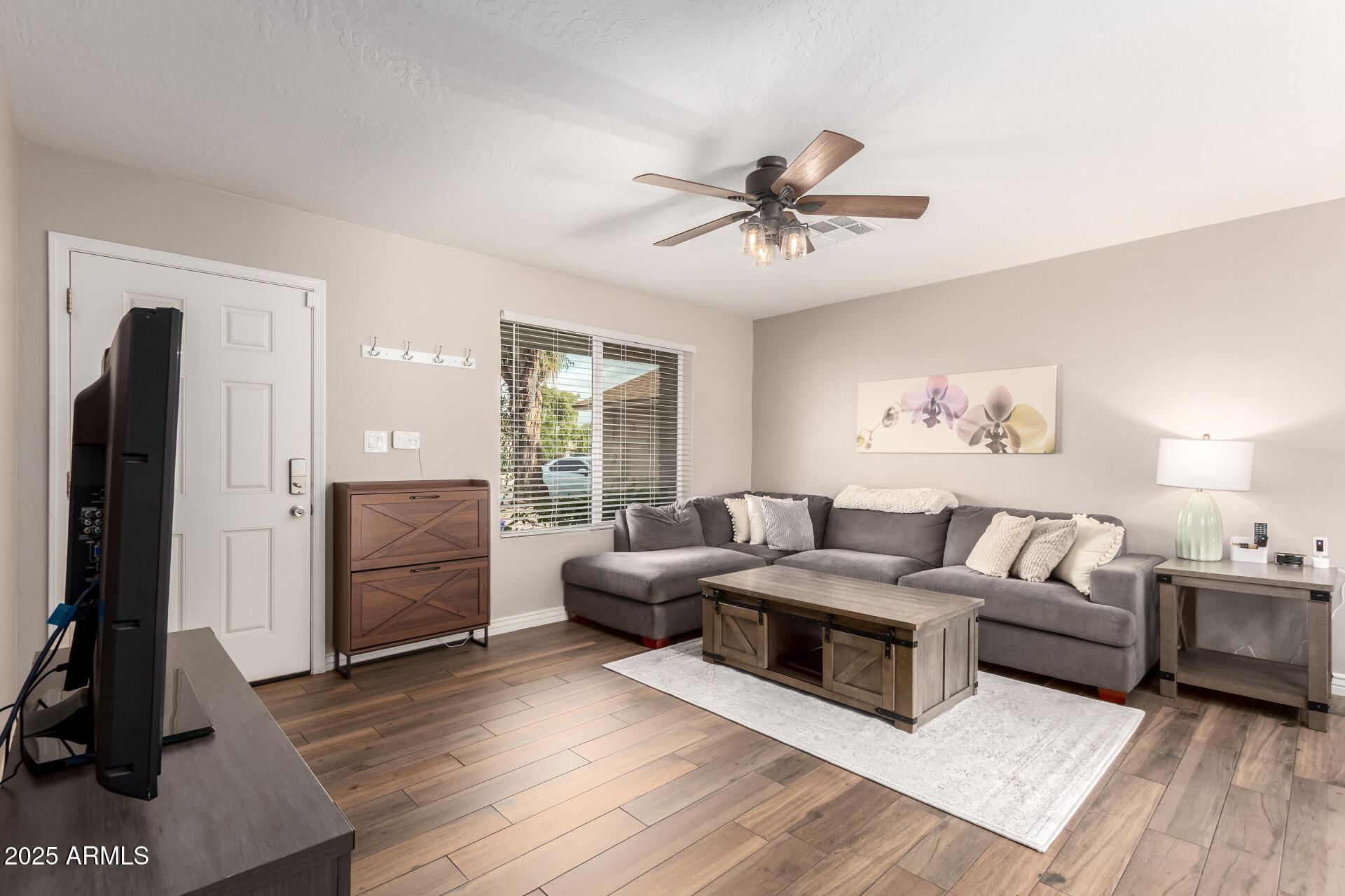 2103 W MCNAIR Street