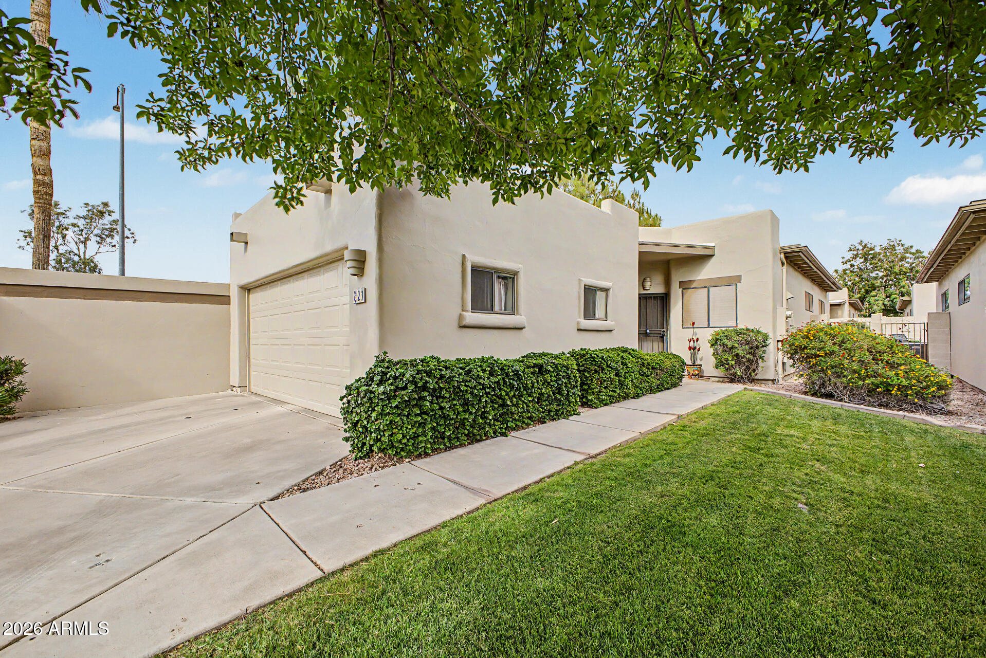 5445 E MCKELLIPS Road 21