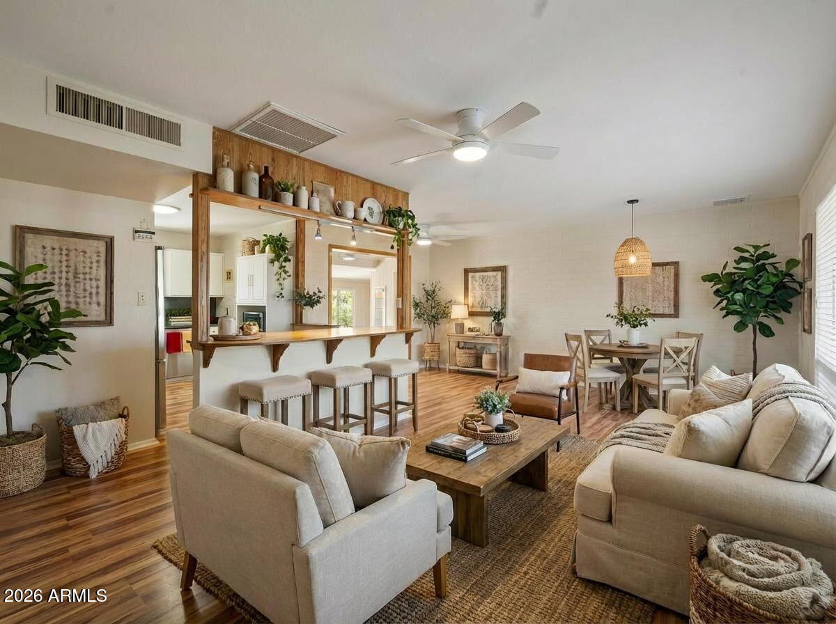 12032 N HILLCREST Drive