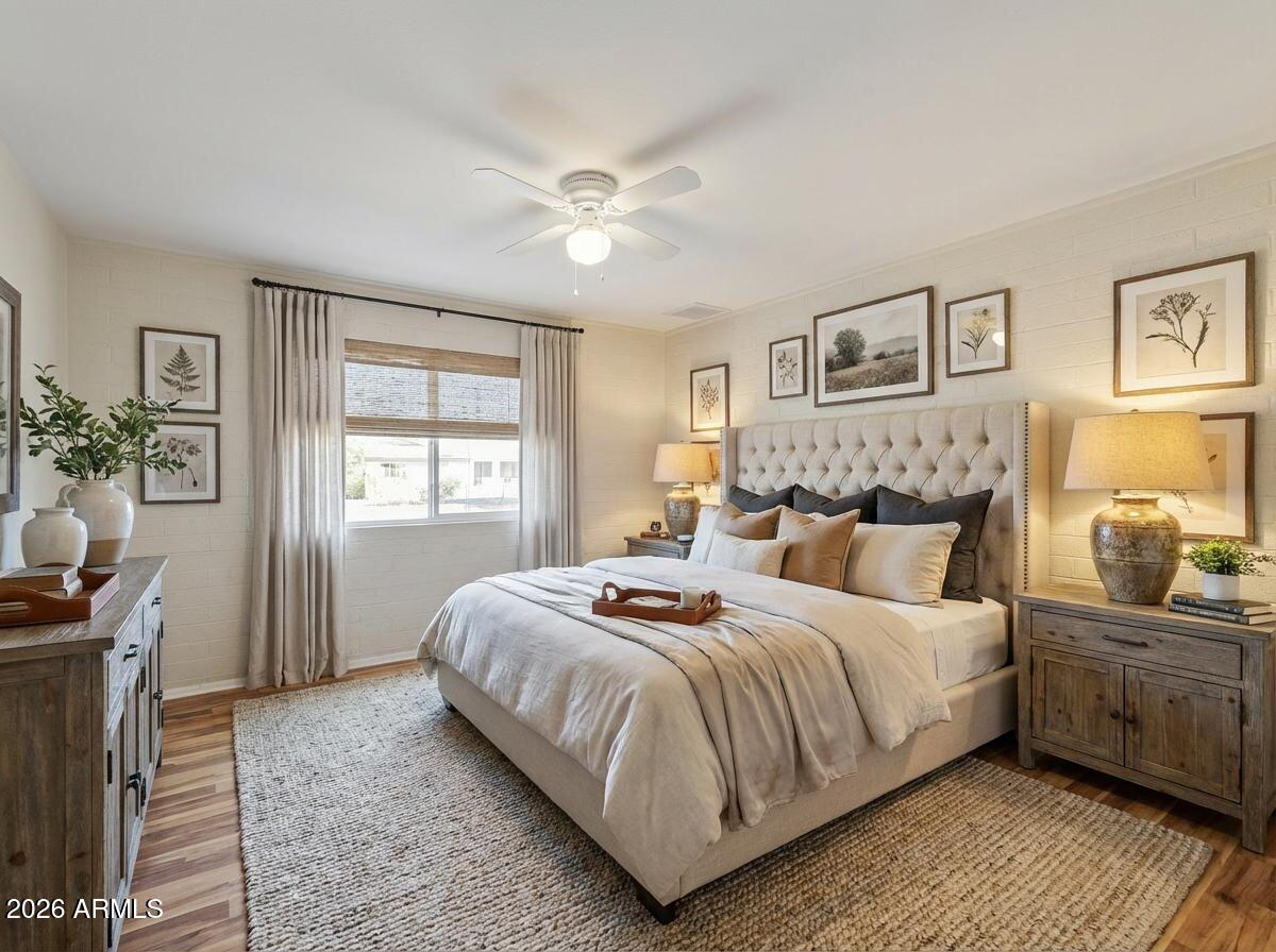 12032 N HILLCREST Drive