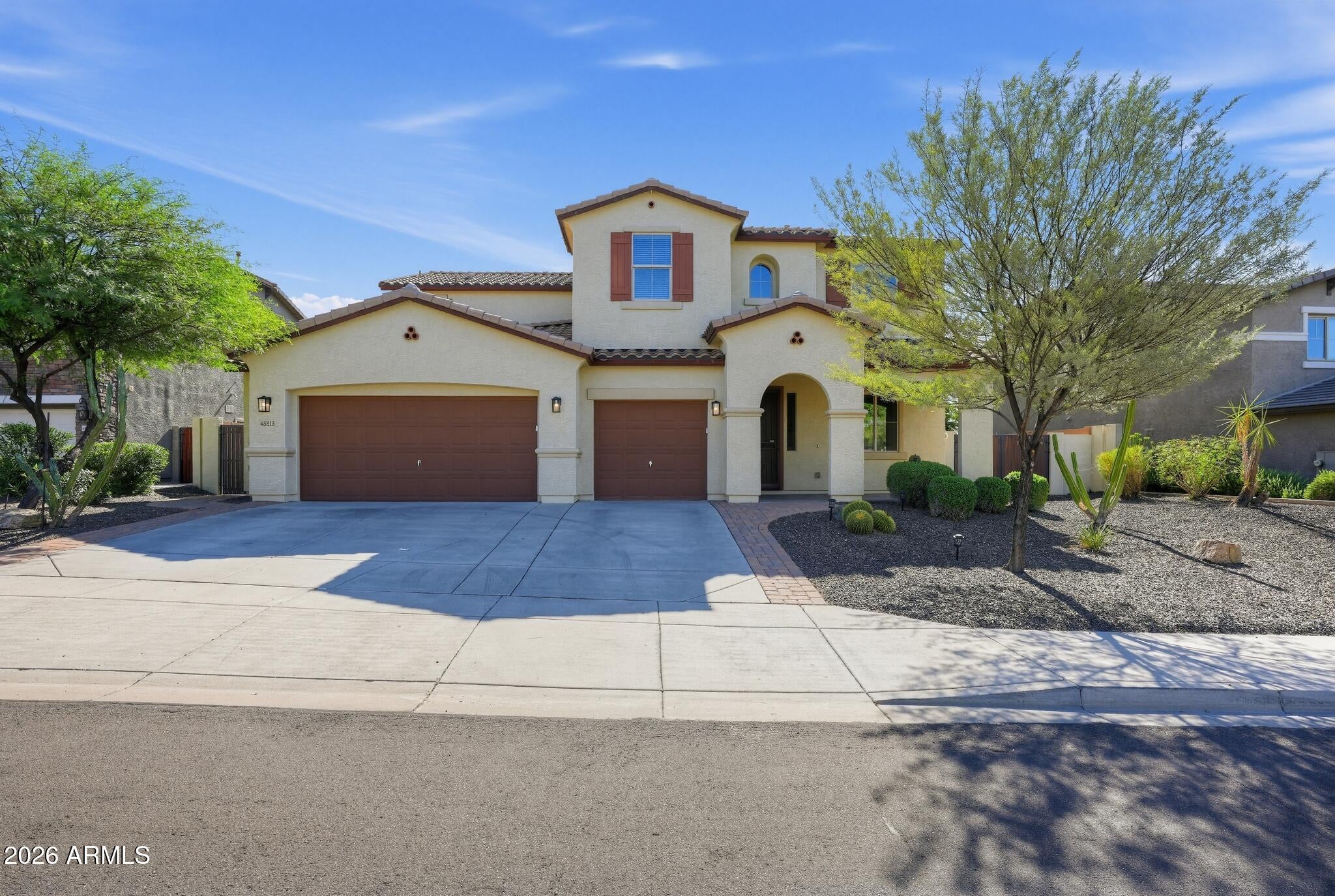 43813 N ERICSON Lane
