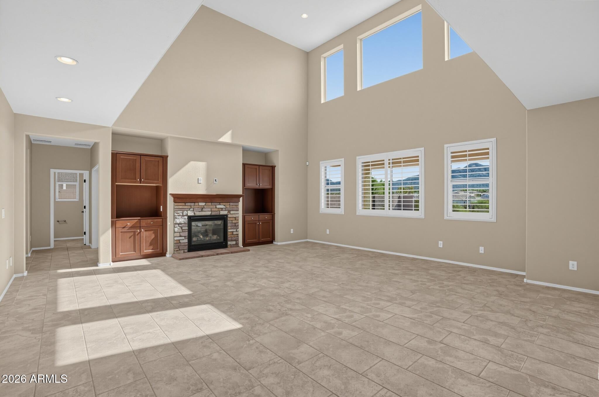 43813 N ERICSON Lane