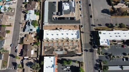 COUNTRY CLUB WAY RESIDENCES - Residential
