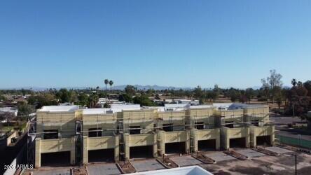 COUNTRY CLUB WAY RESIDENCES - Residential