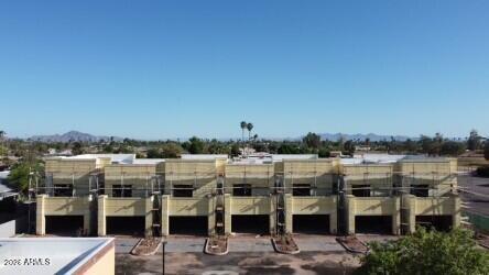COUNTRY CLUB WAY RESIDENCES - Residential