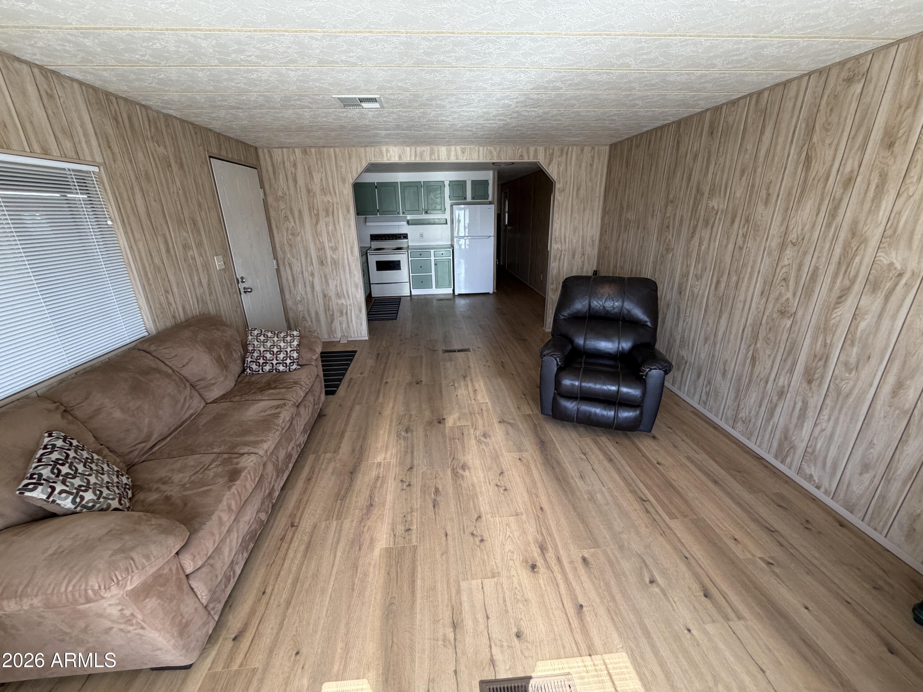 4065 E University Drive 534