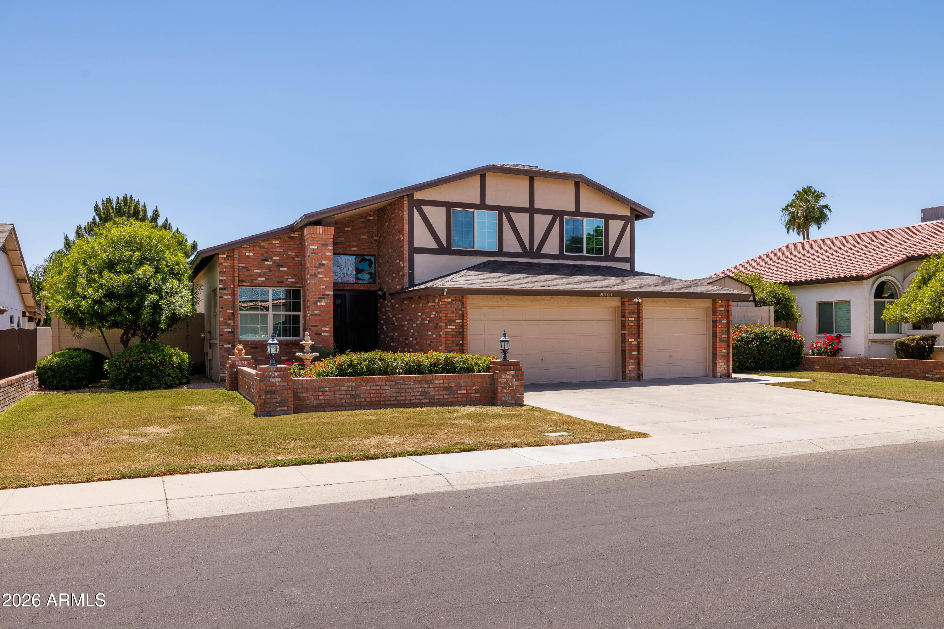 5901 E TIERRA BUENA Lane