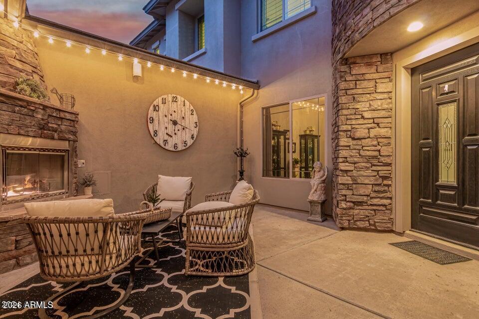 8635 W ROWEL Road