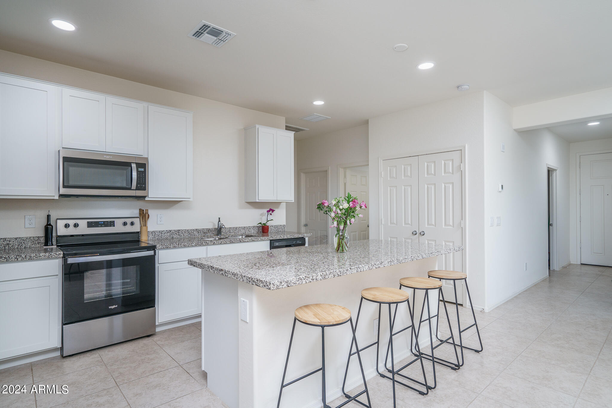 17945 W MONTE LINDO Lane