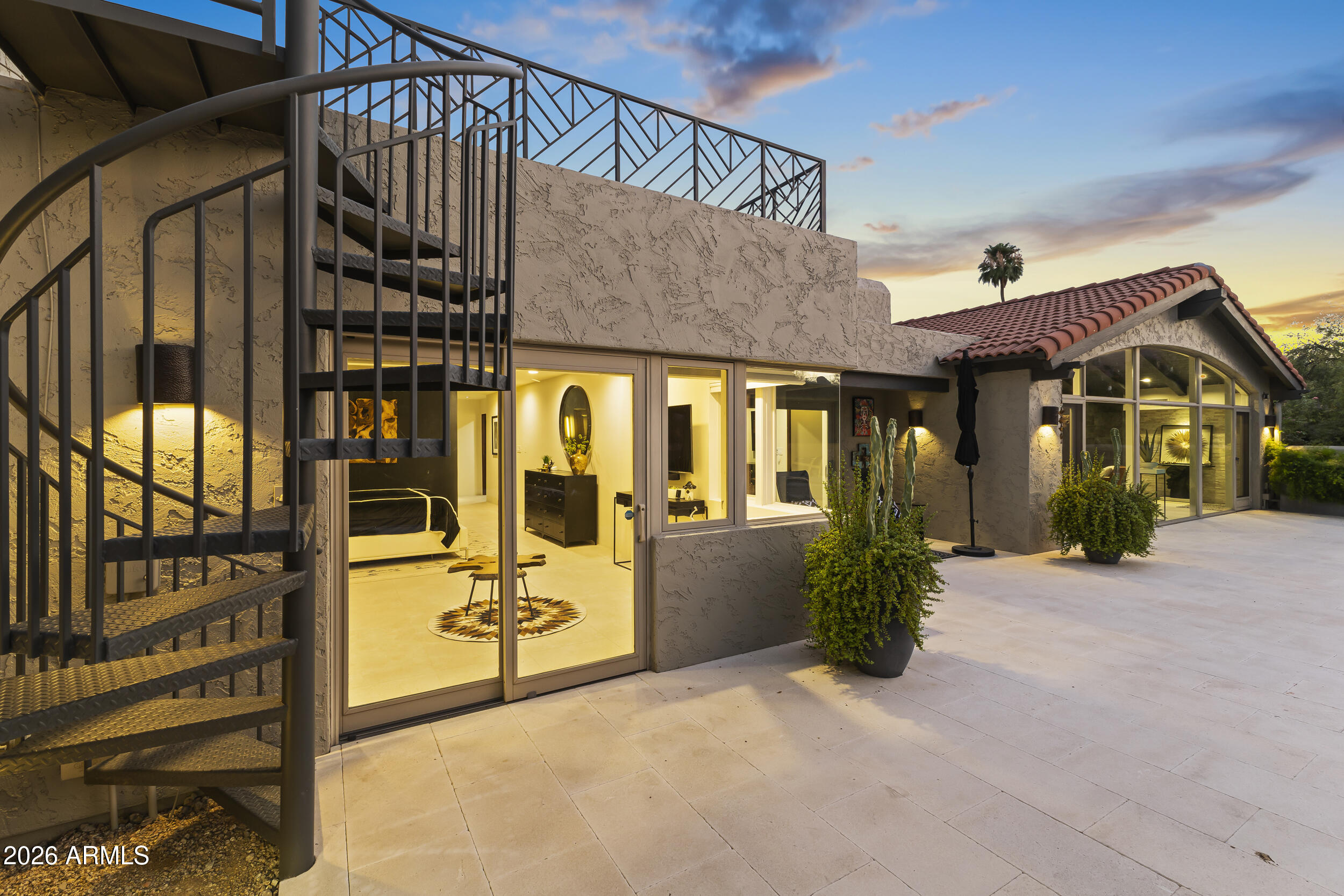 1018 N BOULDER Drive