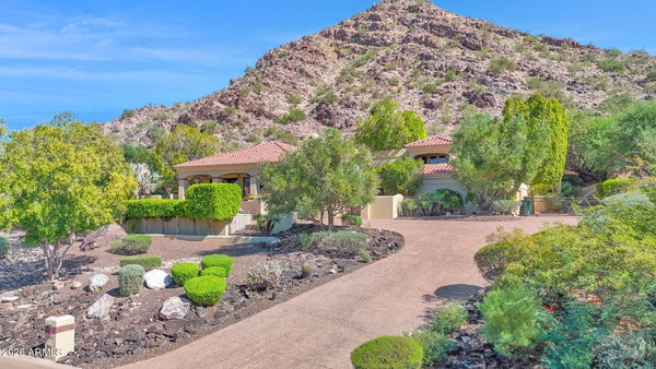 8129 N 54TH ST, PARADISE VALLEY, AZ 85253 - Image 625f05f93b2c6d3261d1befc29c68def/1562220263