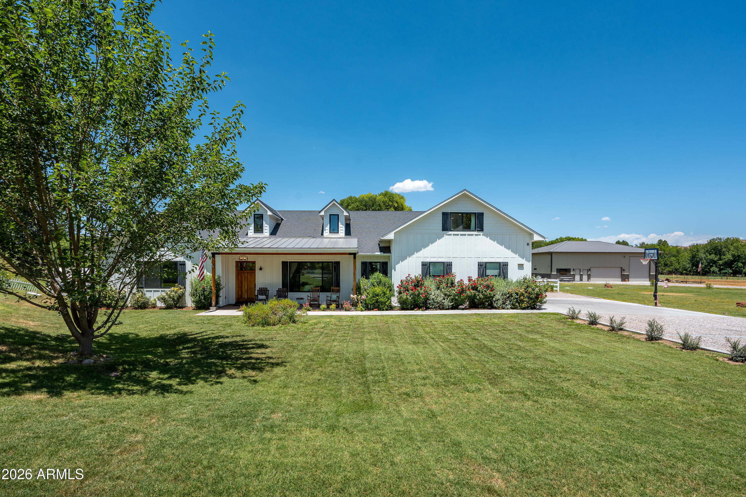 1830 E KERLEY Lane