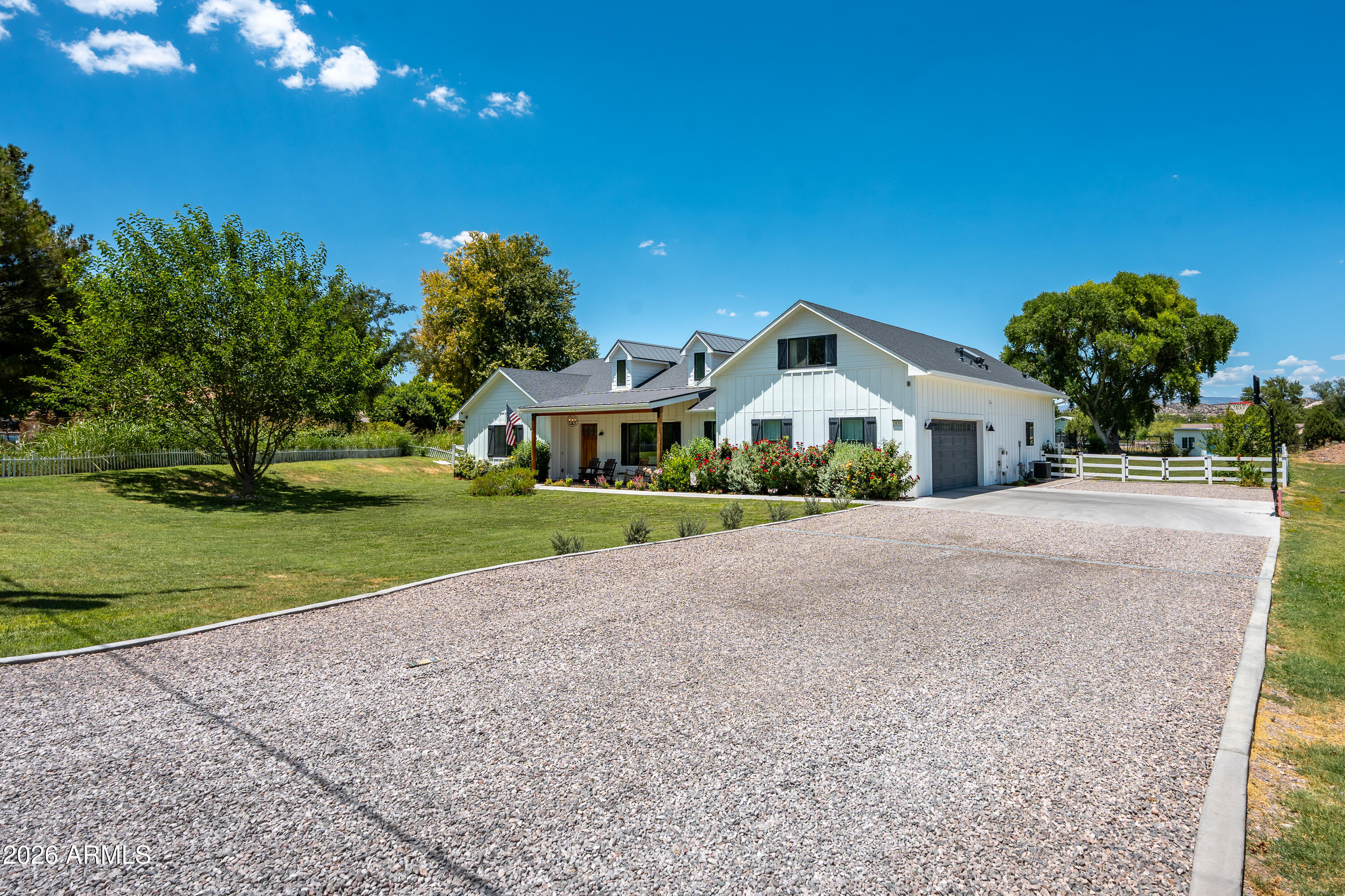 1830 E KERLEY Lane