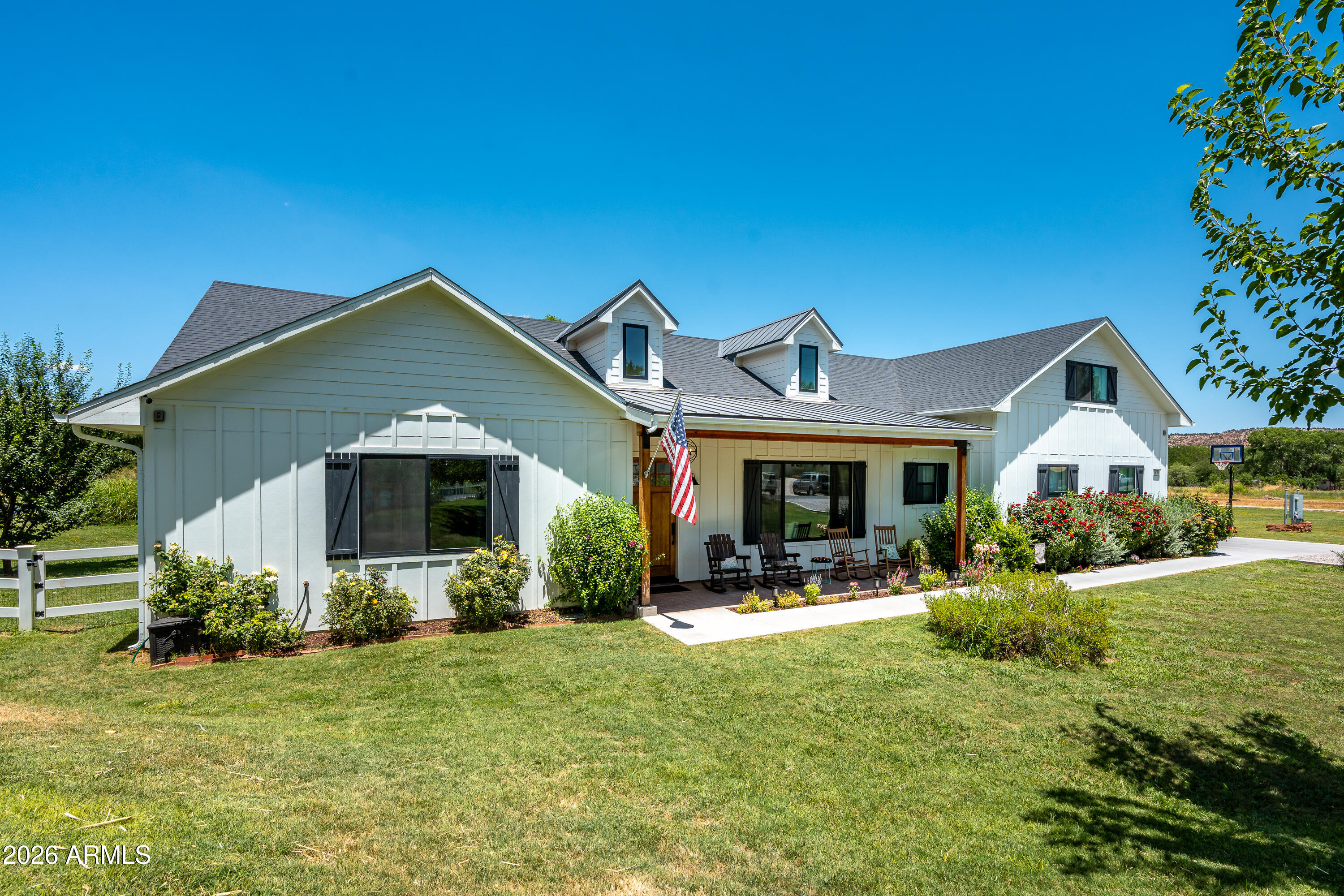 1830 E KERLEY Lane