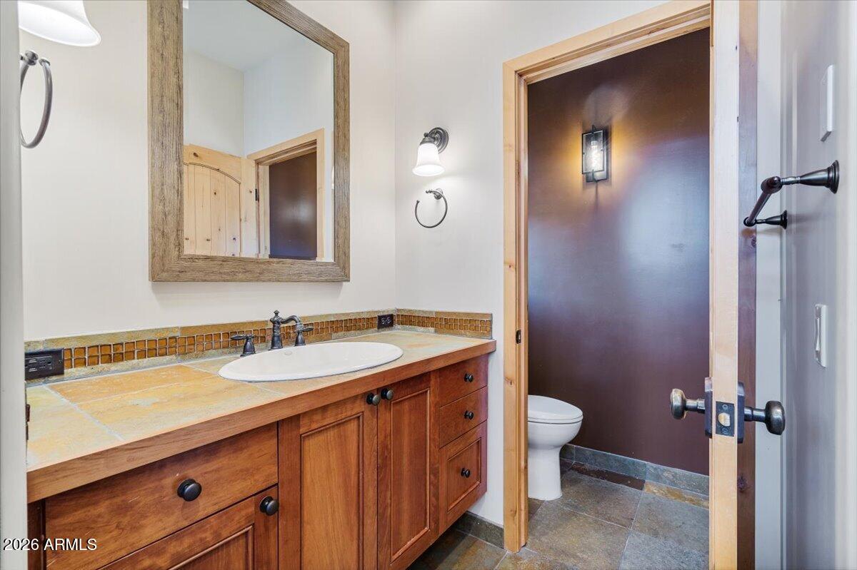 THE WOODS PAYSON - Residential