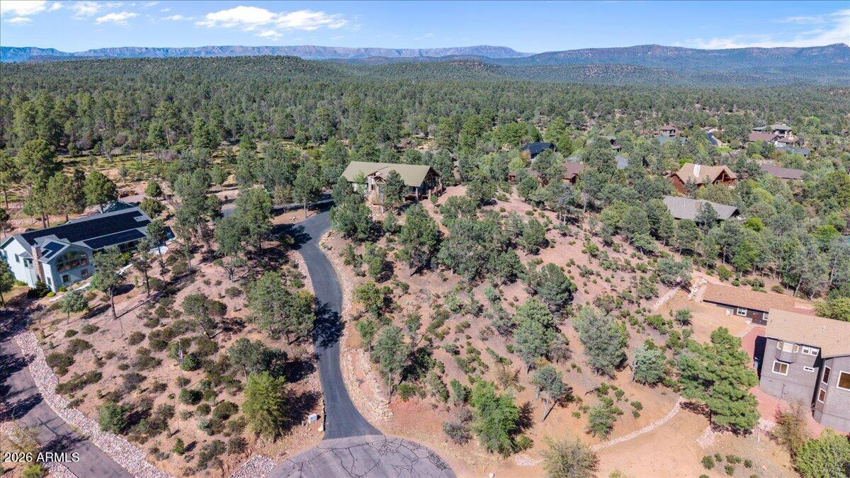 THE WOODS PAYSON - Residential