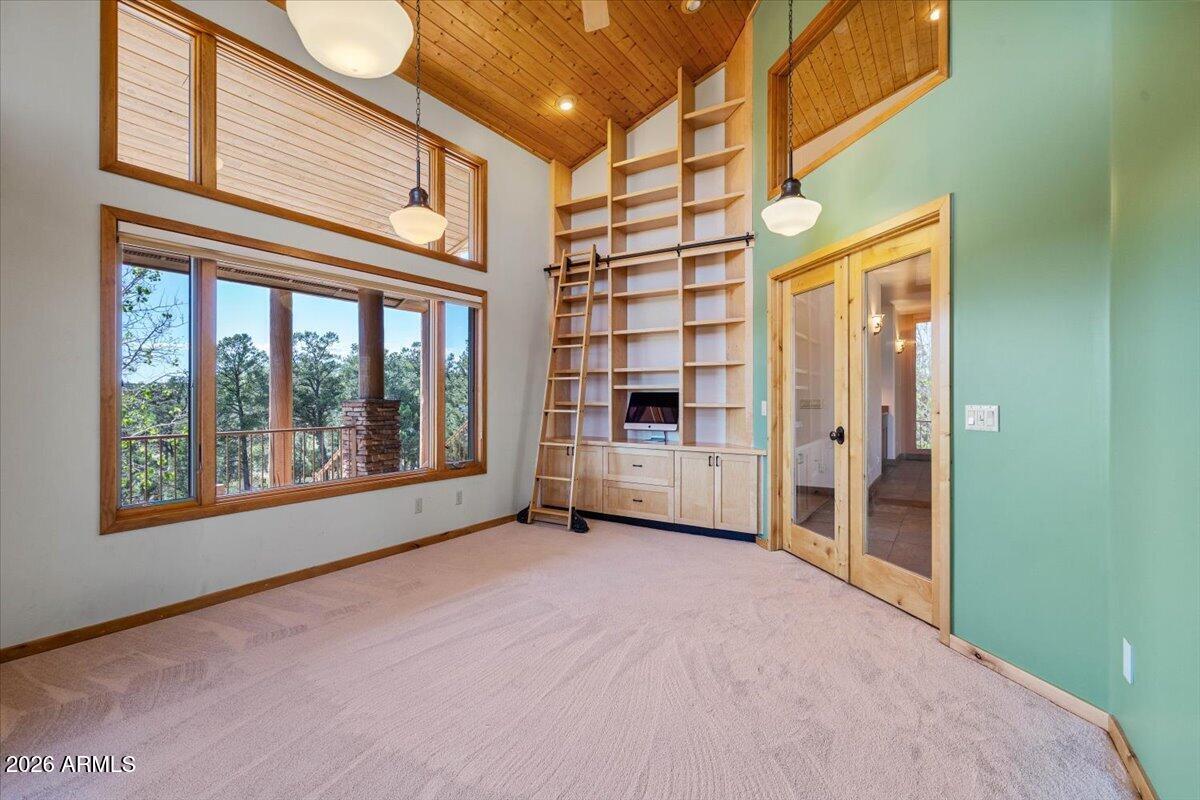 THE WOODS PAYSON - Residential