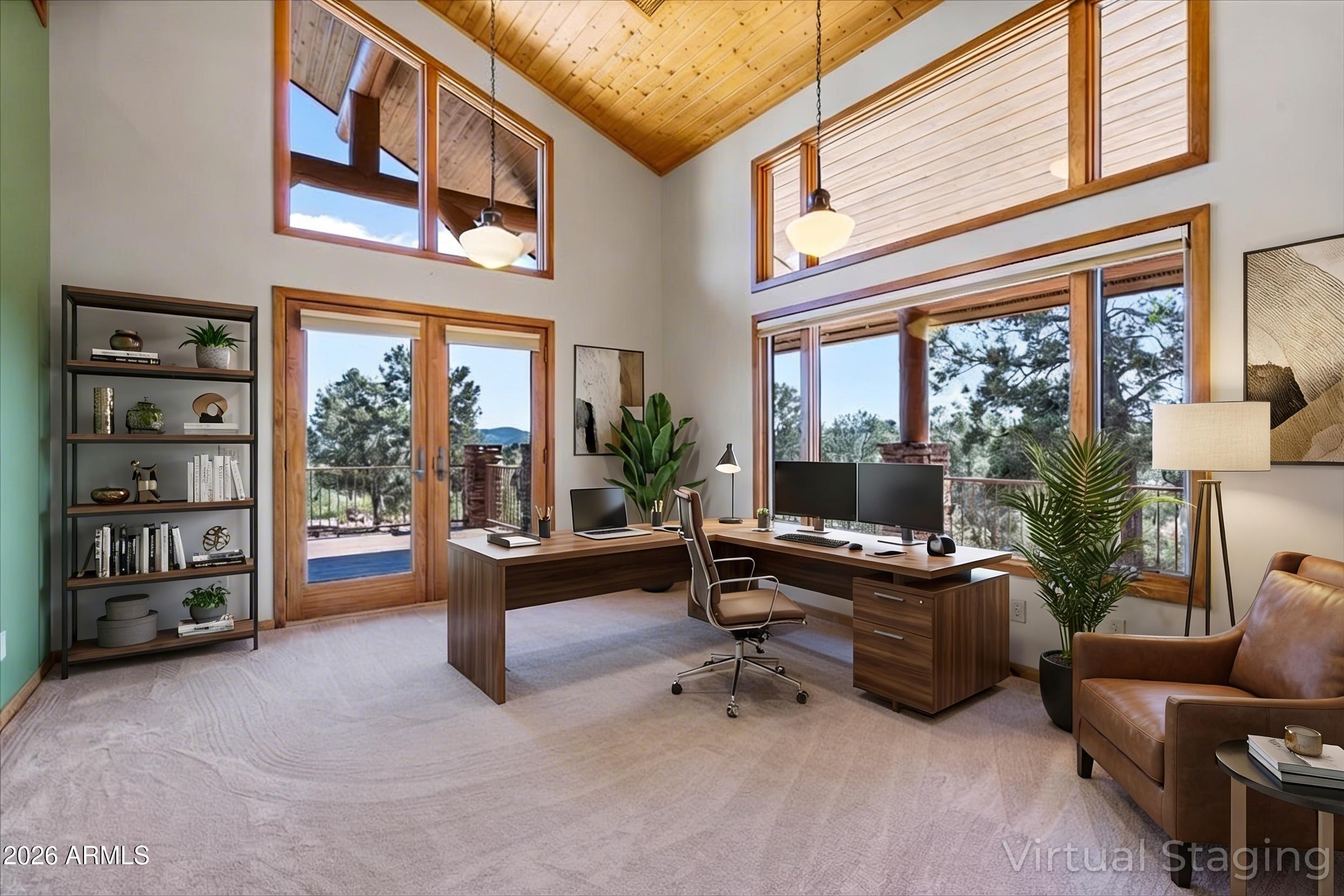 1904 N UNDERWOOD Court