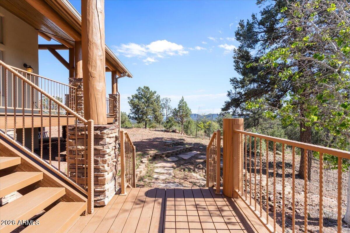 THE WOODS PAYSON - Residential