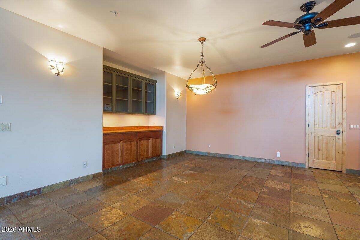 THE WOODS PAYSON - Residential
