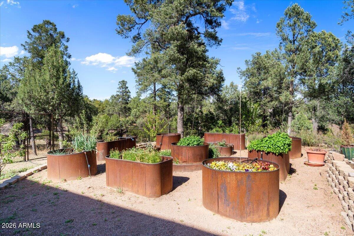THE WOODS PAYSON - Residential