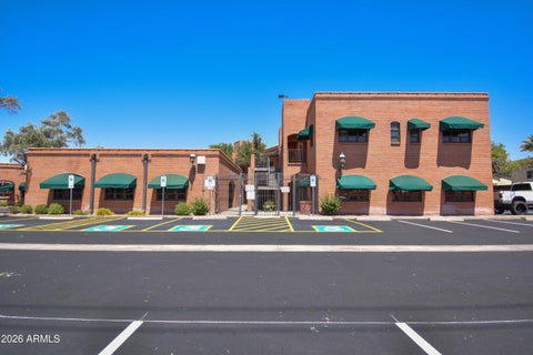Photo of 2701 N 16th Street #211, Phoenix, AZ 85006 (MLS # 6881588)