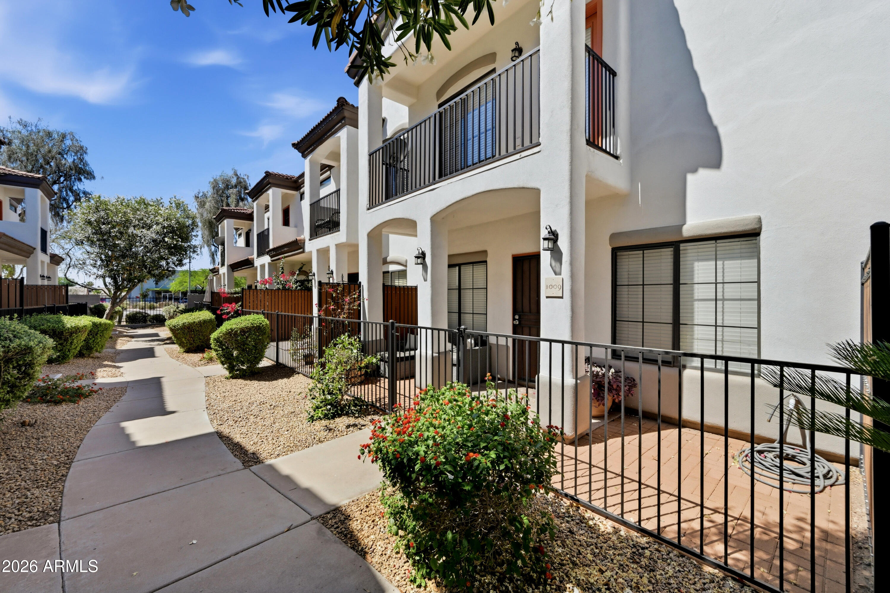 3150 E BEARDSLEY Road 1009