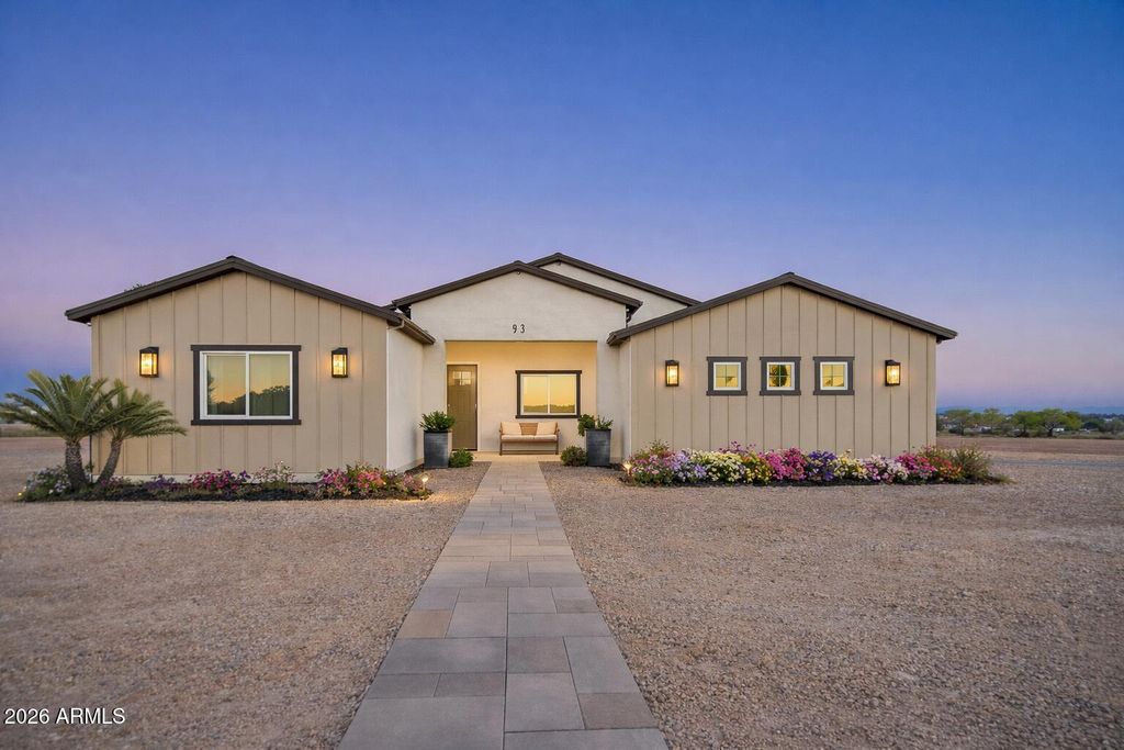 Photo of 71 S 352nd Drive, Tonopah, AZ 85354 (MLS # 6987178)