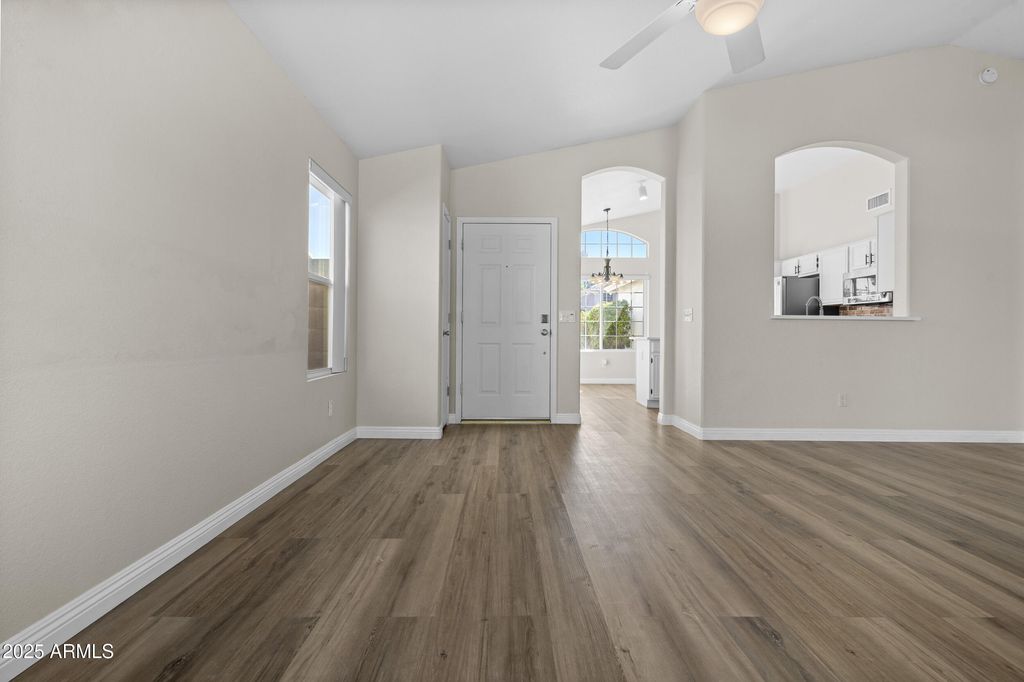 Photo of 21956 N 74th Lane, Glendale, AZ 85310 (MLS # 6925093)
