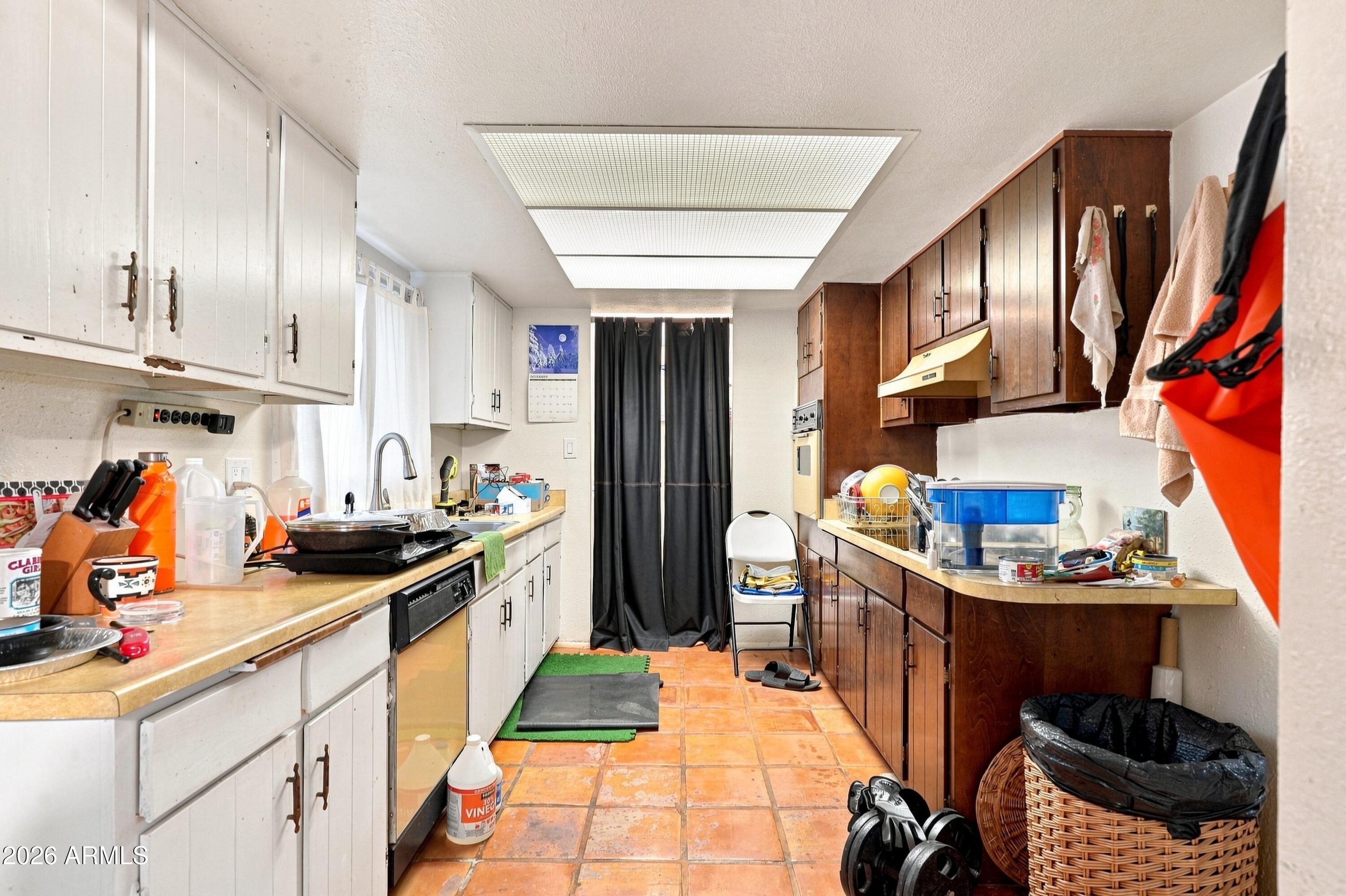 845 S VALENCIA --