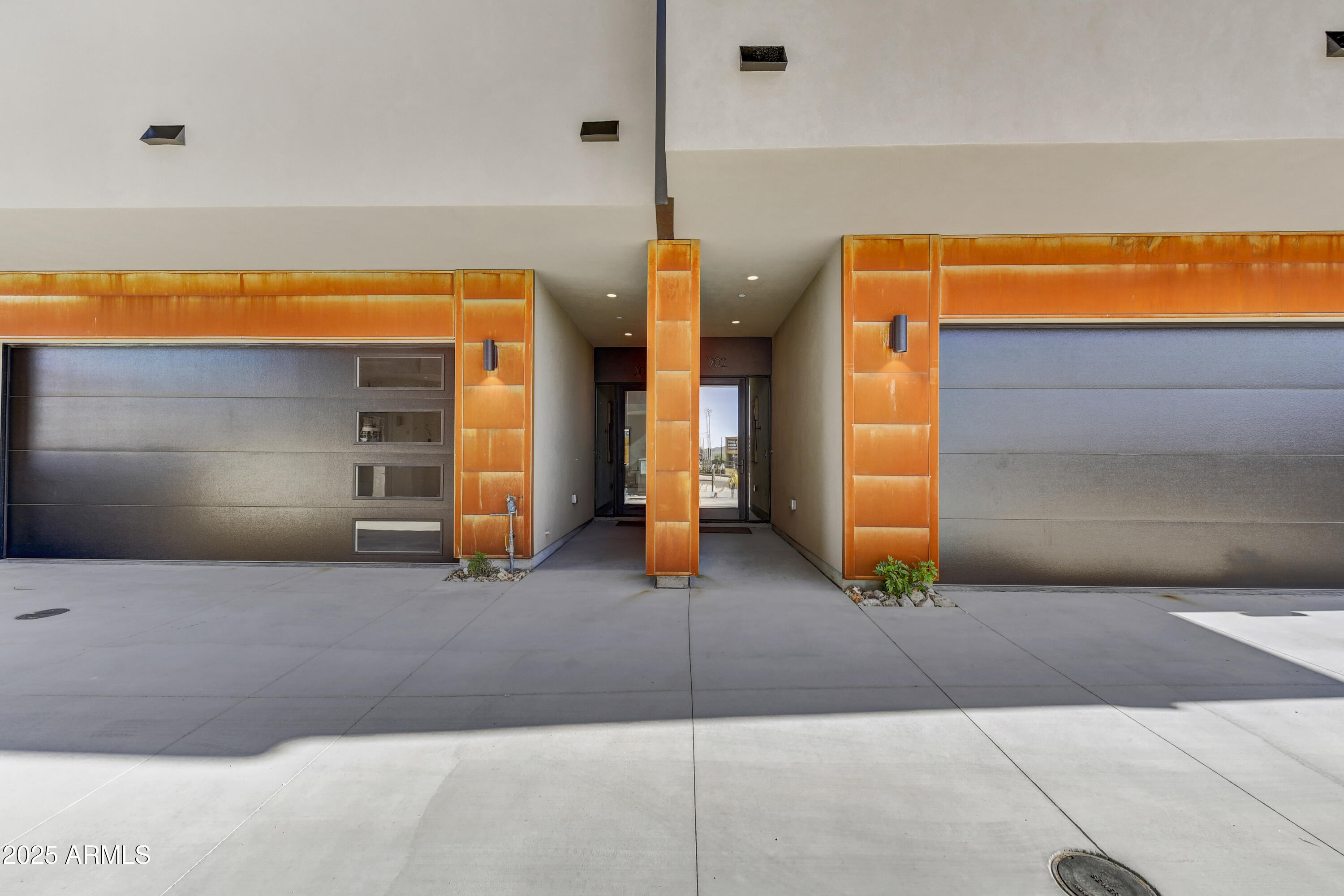 6525 E CAVE CREEK Road 202