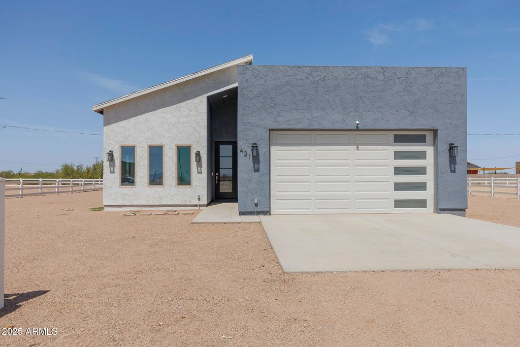 Photo of 4210 N Roble Circle, Eloy, AZ 85131 (MLS # 6933023)