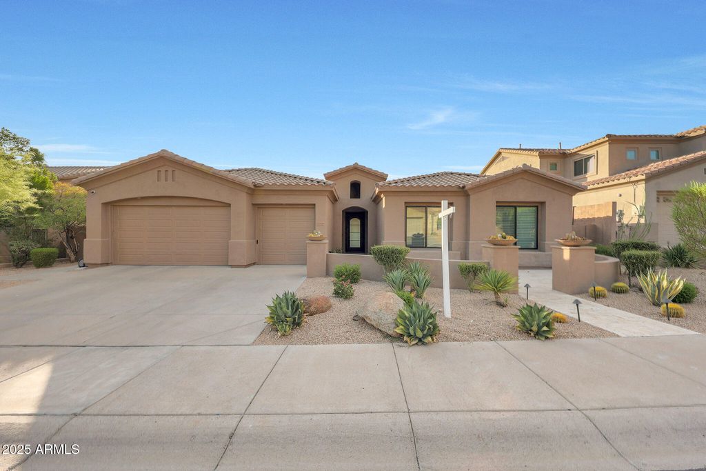 Photo of 10826 E Palm Ridge Drive, Scottsdale, AZ 85255 (MLS # 6908938)