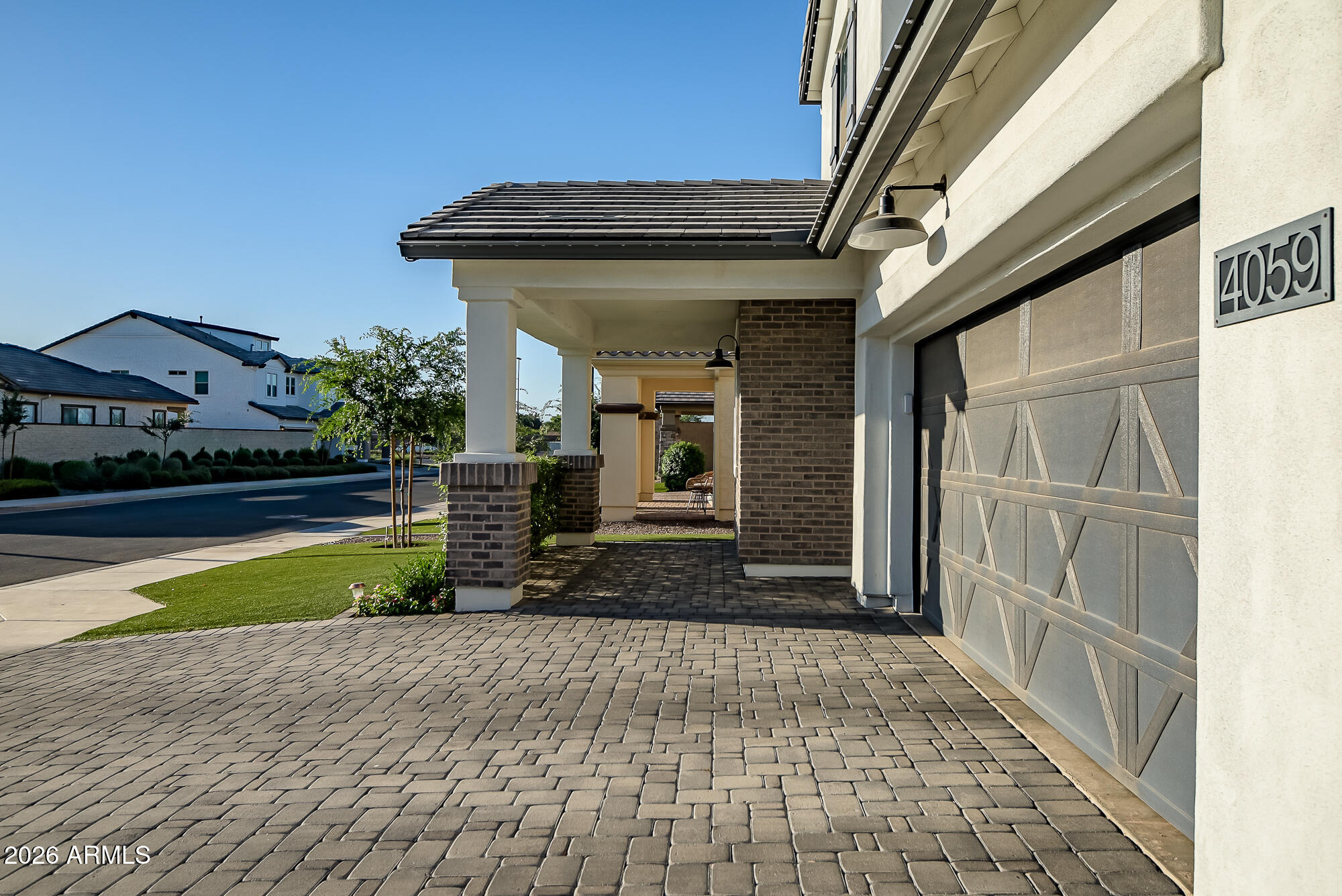 STRATFORD - Residential