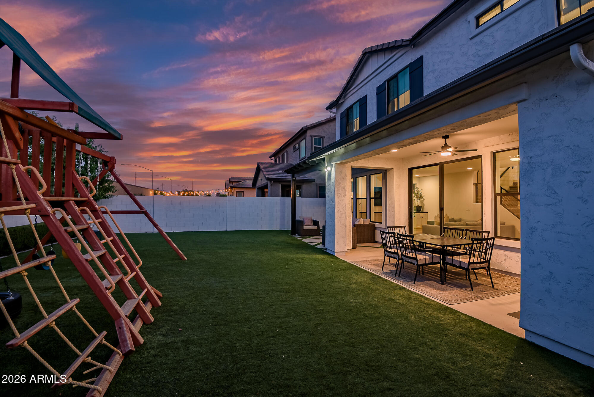 STRATFORD - Residential