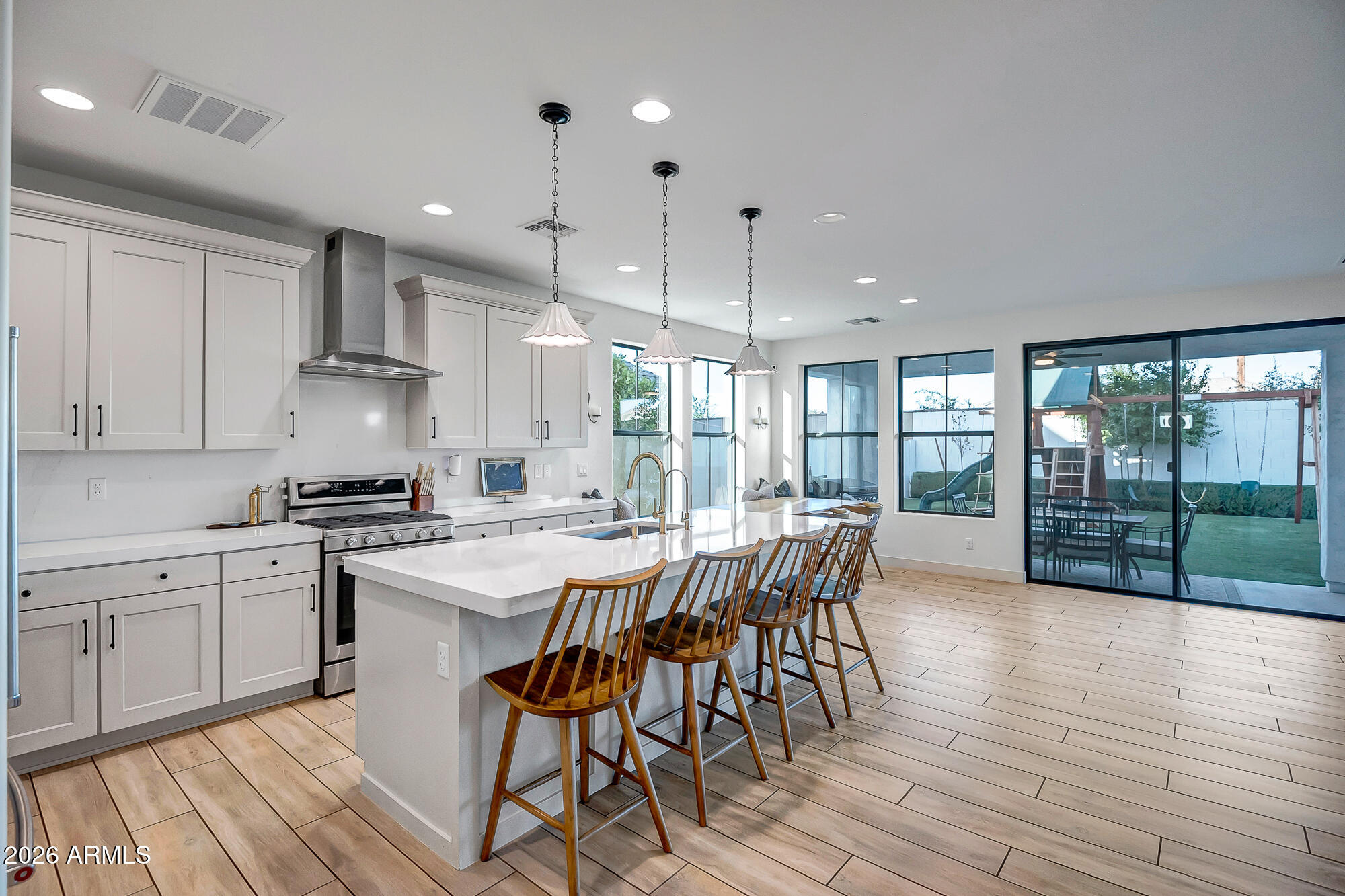 STRATFORD - Residential