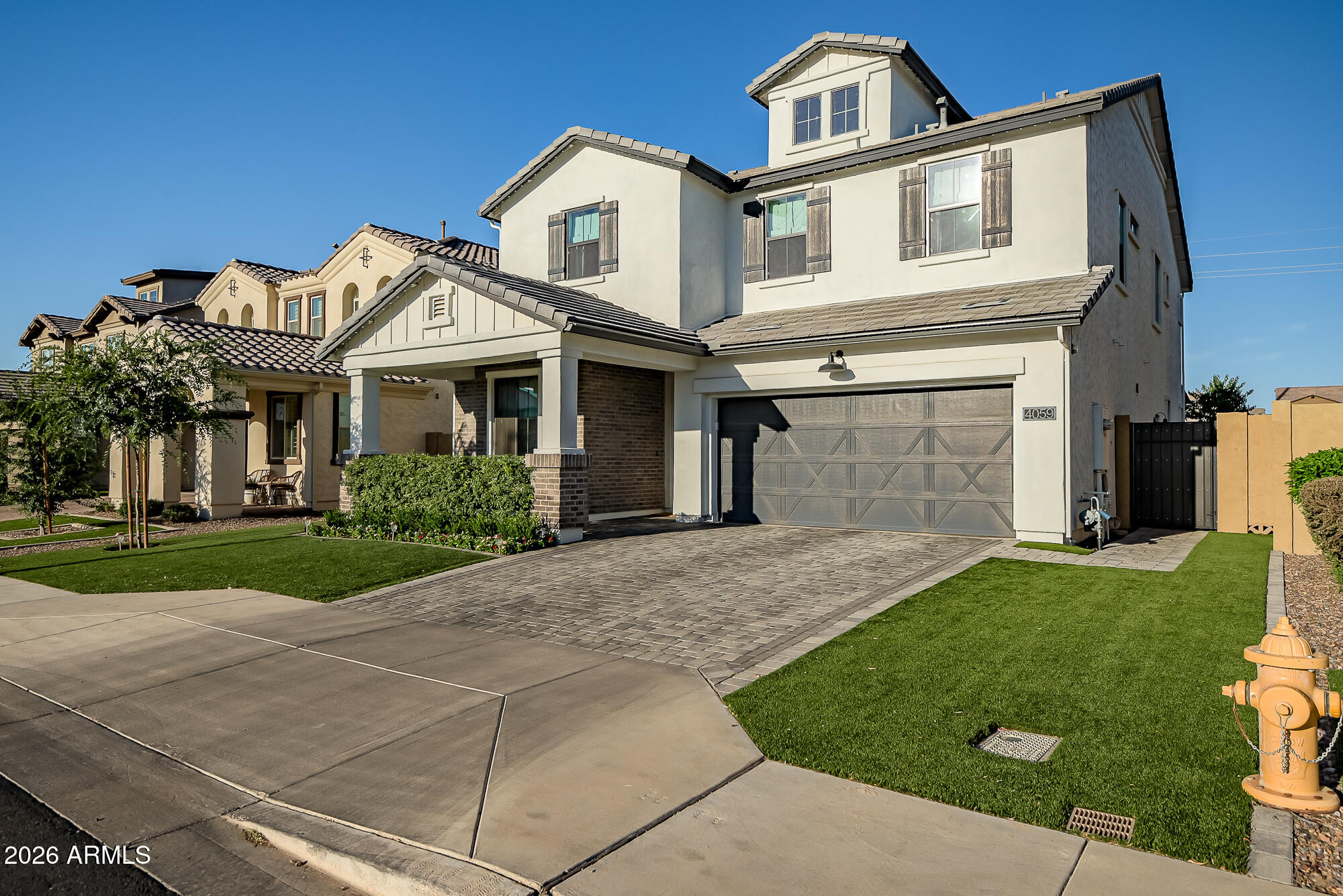 STRATFORD - Residential