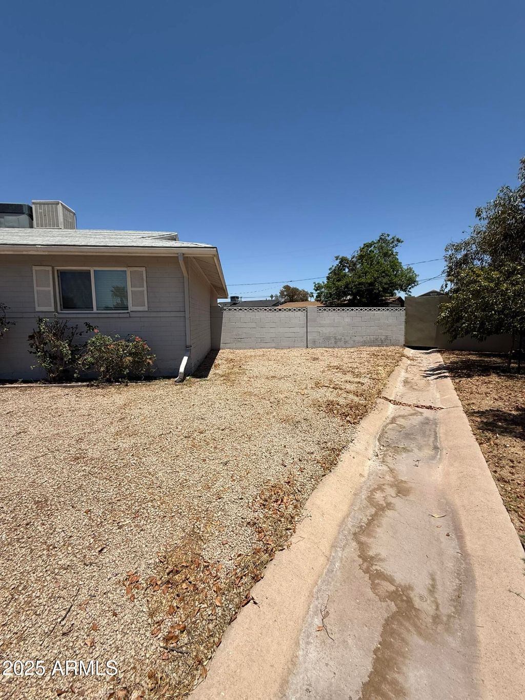 Photo of 324 E Riviera Drive, Tempe, AZ 85282 (MLS # 6887383)