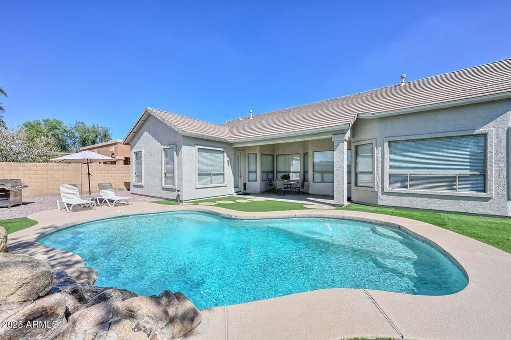 Photo of 24016 N 66th Lane, Glendale, AZ 85310 (MLS # 6921309)
